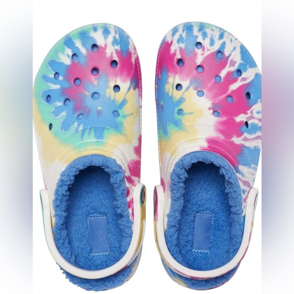 CROCS Shoes - CROCS: Powder Blue/Multi color, lined, Women’s Size 6, Men’s Size 4